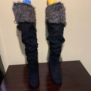 BRAND NEW Linda Faux Fur Heeled Wedge Boots 9.5